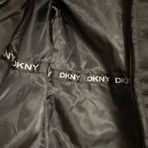 DKNY Donna Karan New York woman’s down winter puffer coat BLACK size S - Picture 7 of 8
